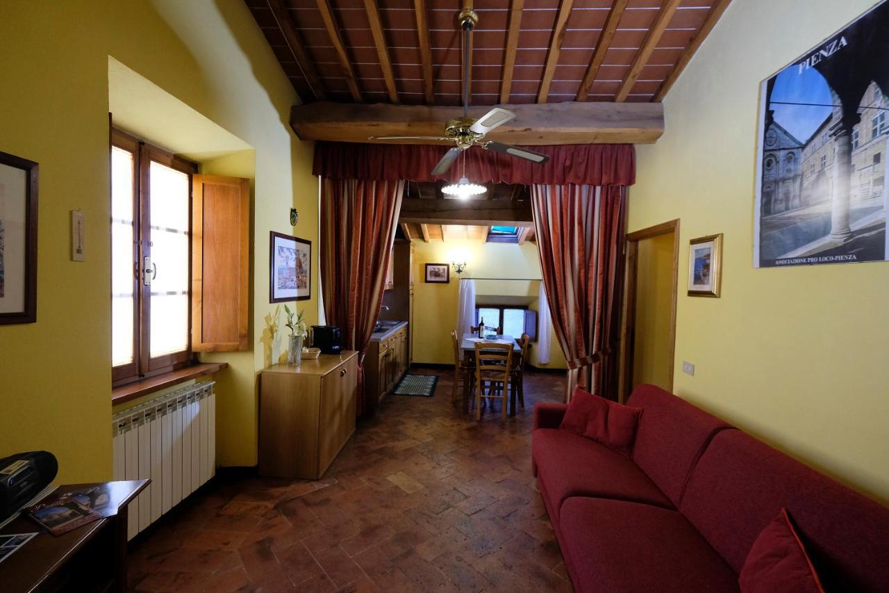 Casa Vacanze Oliviera Pienza Bagian luar foto